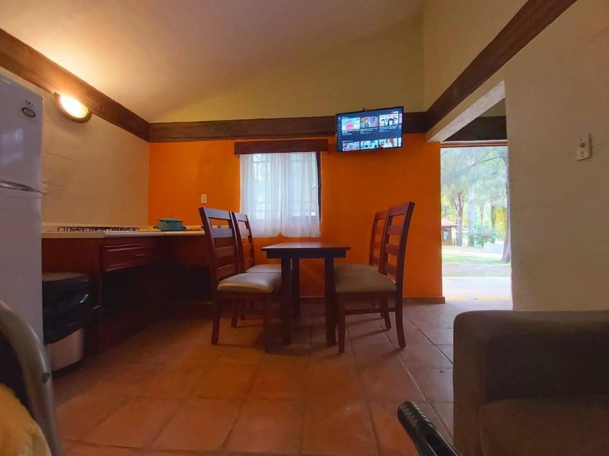 Parque Girasoles Balneario & Cabanas Сан-Франциско-дель-Ринкон Экстерьер фото