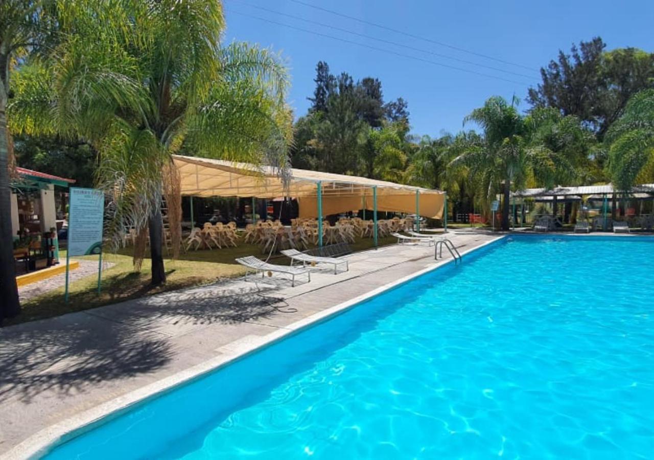 Parque Girasoles Balneario & Cabanas Сан-Франциско-дель-Ринкон Экстерьер фото