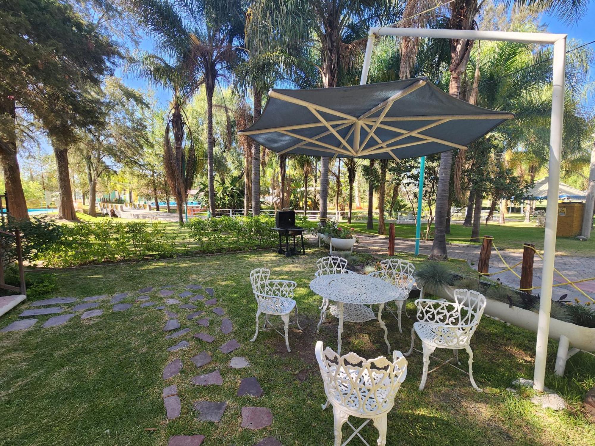 Parque Girasoles Balneario & Cabanas Сан-Франциско-дель-Ринкон Экстерьер фото
